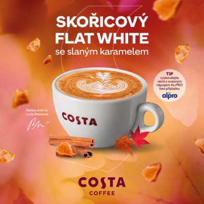 Skořicový flat white se slaným karamelem